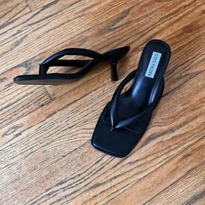 Steve Madden Moxxi Kitten-heel thong sandal